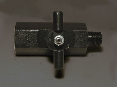 Вентиль стальной прямоточный ВПЭМ. Вид сверху Вентиль стальной прямоточный манометрический ВПЭМ. Фонтанная арматура. Вид сверху.